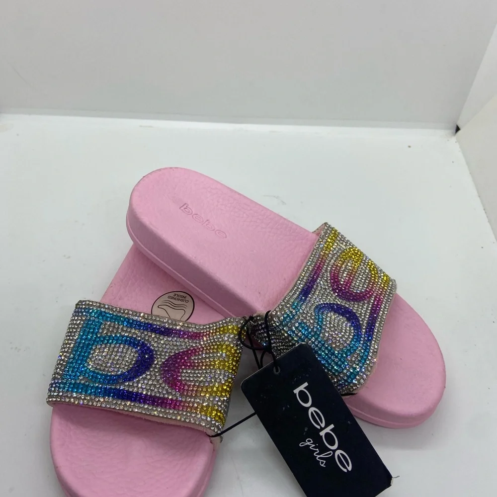 NWT Bebe Girls Pink Rainbow Rhinestone Slide Sandals Size 13/1